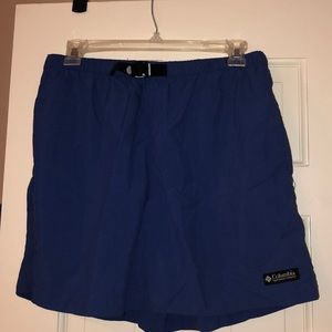 Columbia women’s M shorts